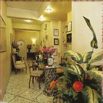 **  Hotel Mearini Florence Italy