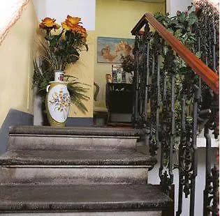Hotel Mearini Florence 2*,  Italy